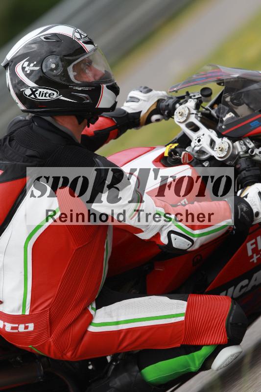 Archiv-2022/13 25.04.2022 Plüss Moto Sport ADR/Freies Fahren/9